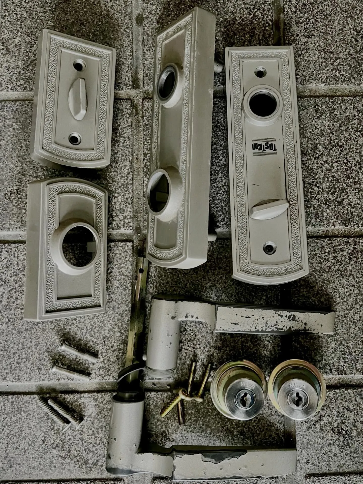 【鍵紛失時こそ見直しの好機、縦型くの字キーからU9へ、安全性...