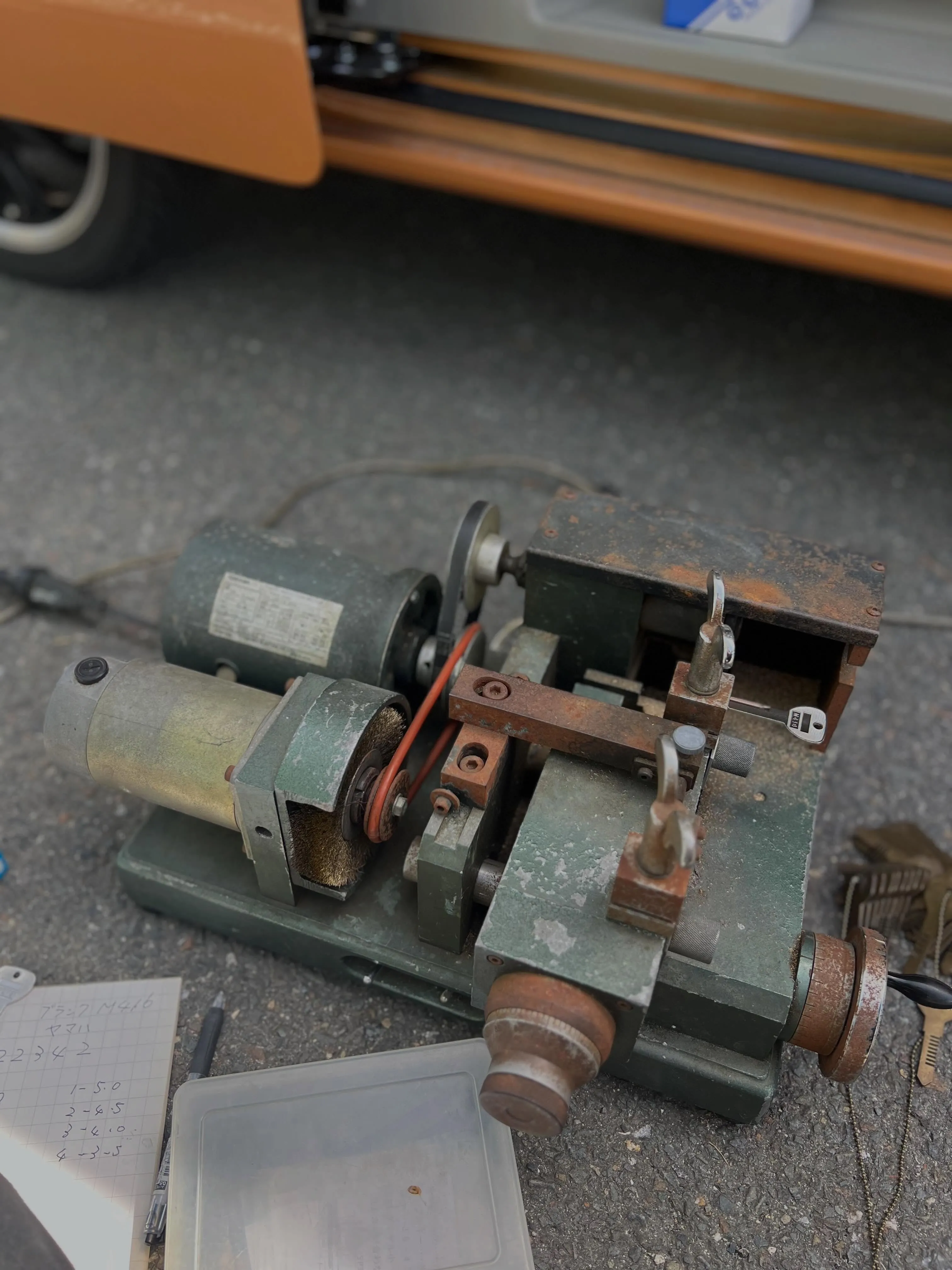 【鍵の段差を読む30分勝負｜ヤマハYB‑125 鍵なし作成の...