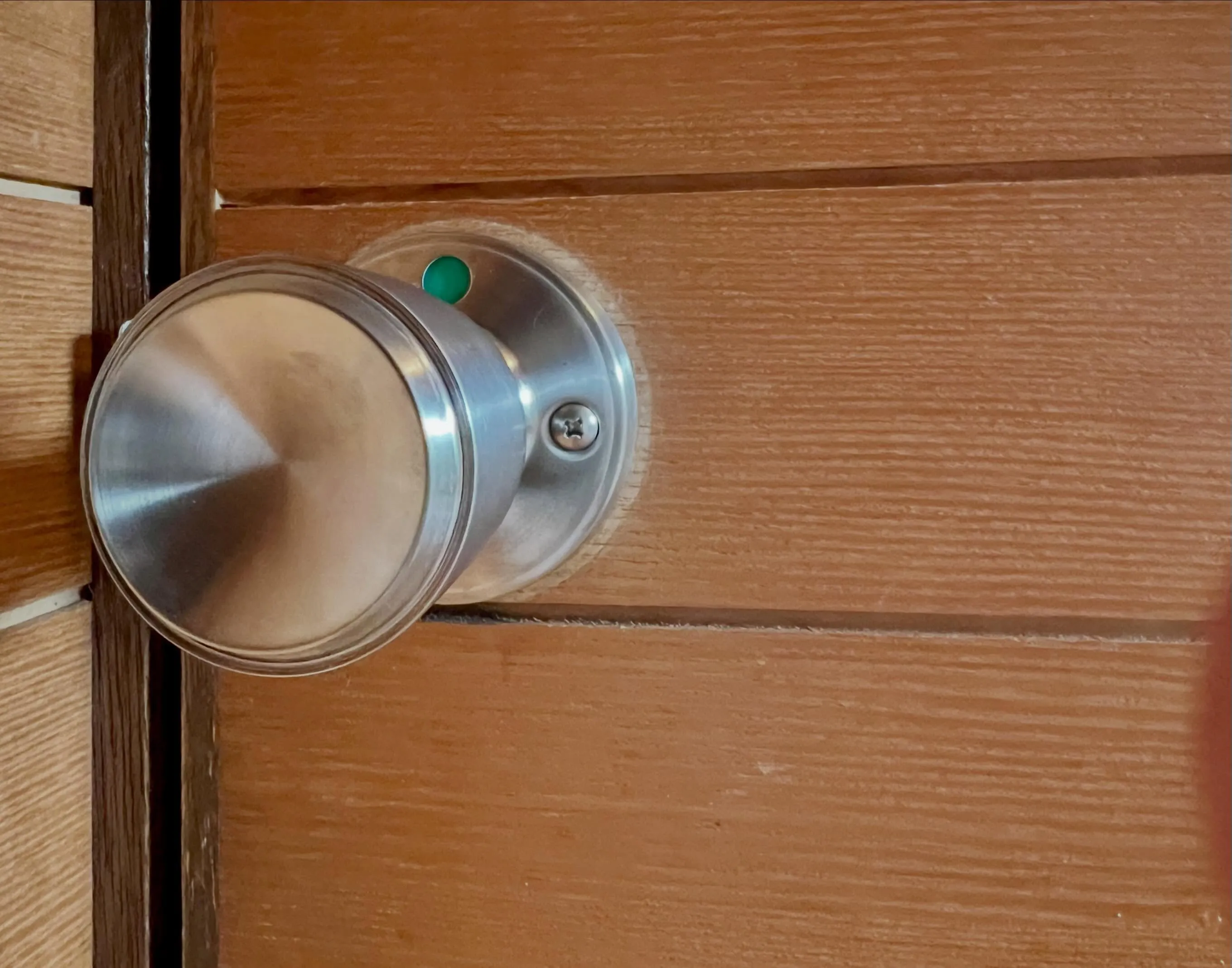 【閉じ込めの不安を解消！トイレノブのリフォーム工事】