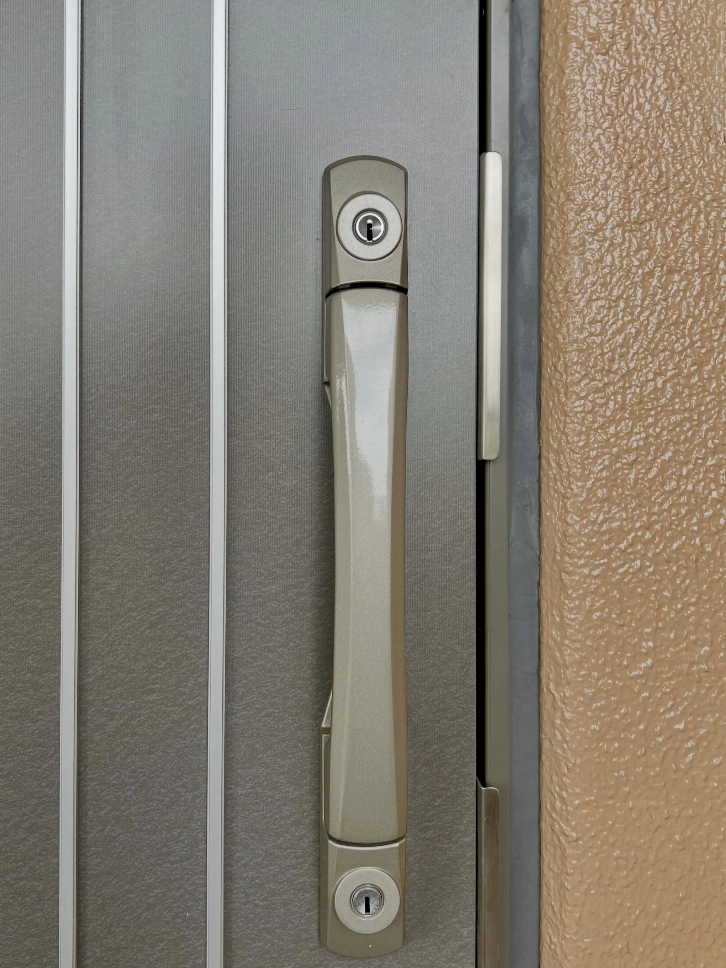 【中古マンション購入後の鍵交換は安心の第一歩。