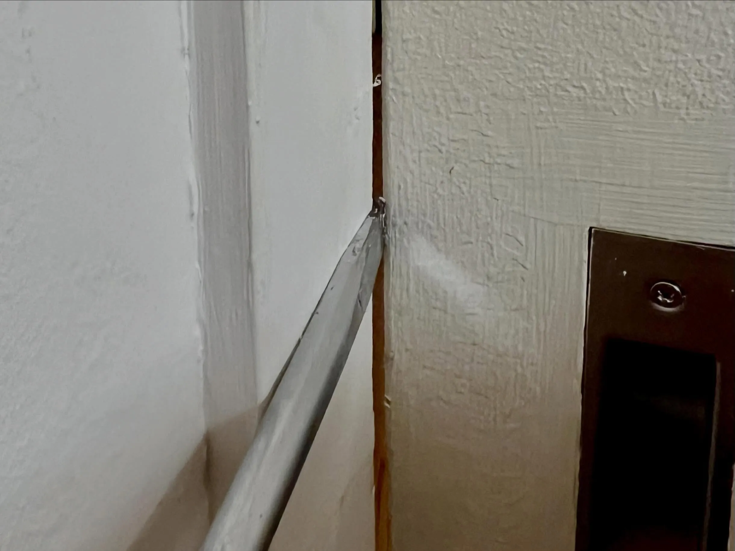 【開かないトイレの扉、鍵屋が挑んだどうにもならない現場】