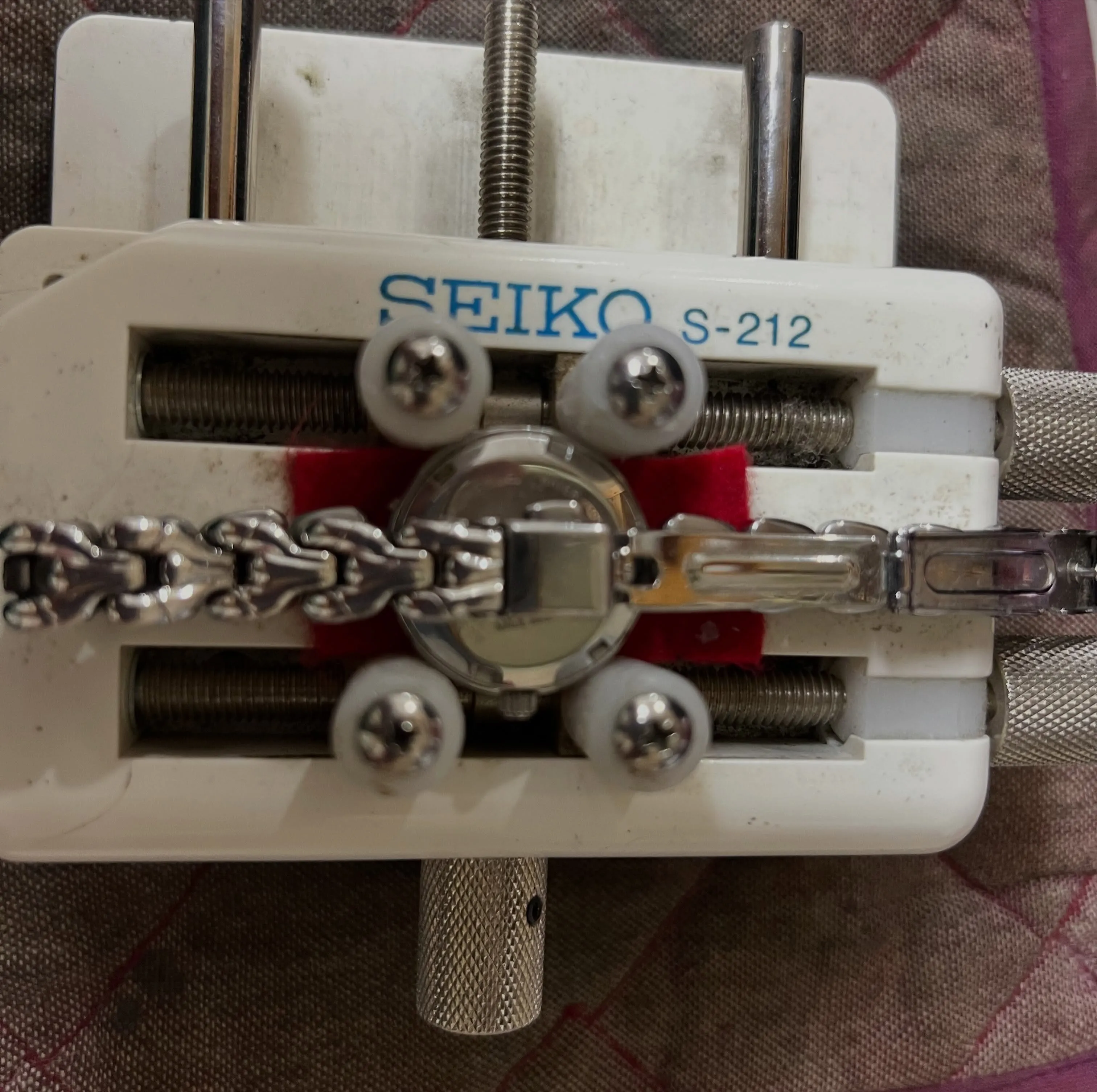 ⌚腕時計電池交換(スクリューバック)🔋