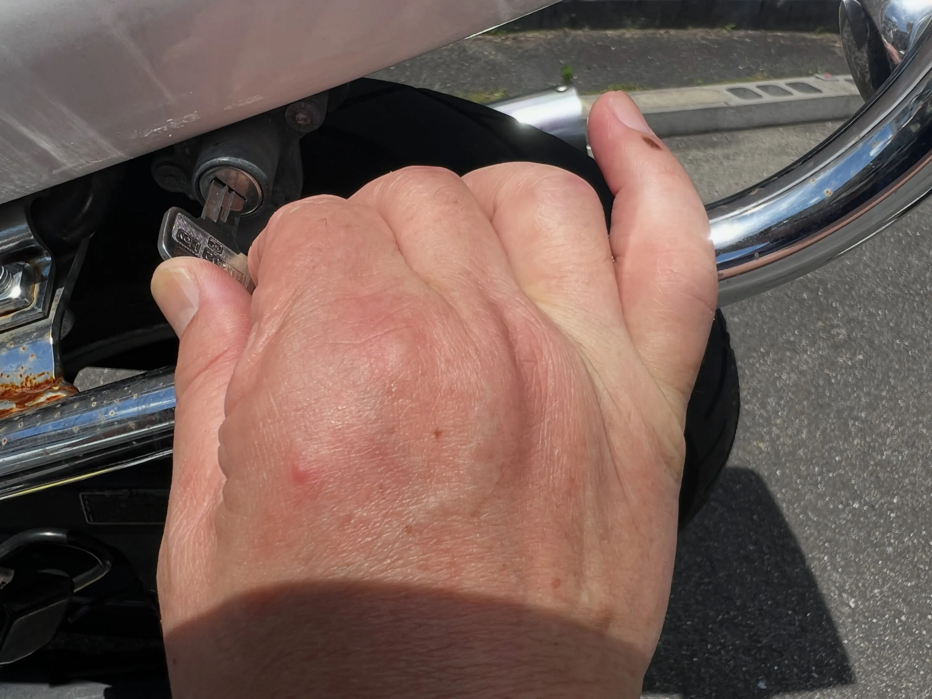 【20年前のホンダCB250｜紛失キーを15分で復旧した理由...