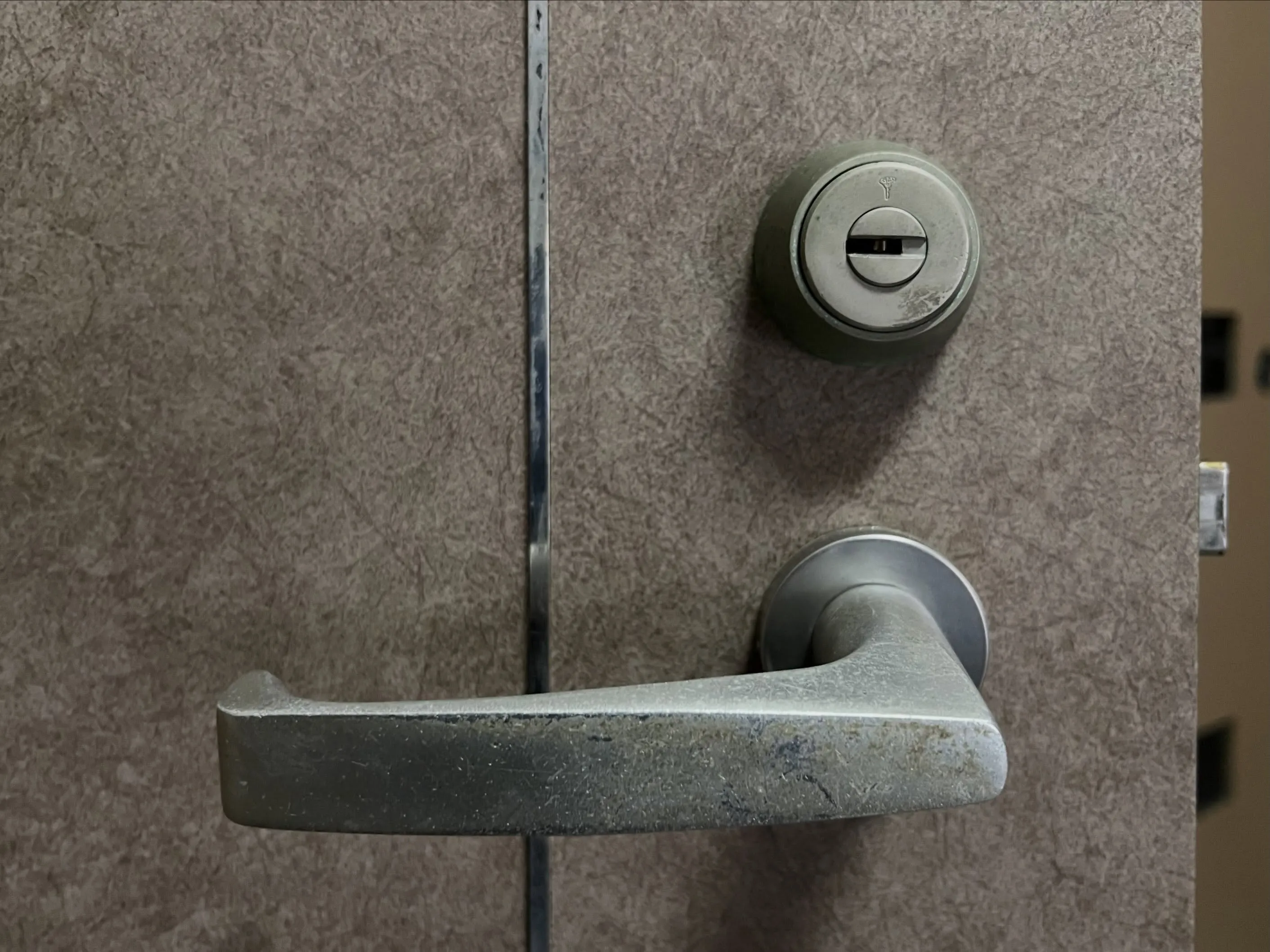 【刺さらないMUL‑T‑LOCKを救出し、KABA Ace3...