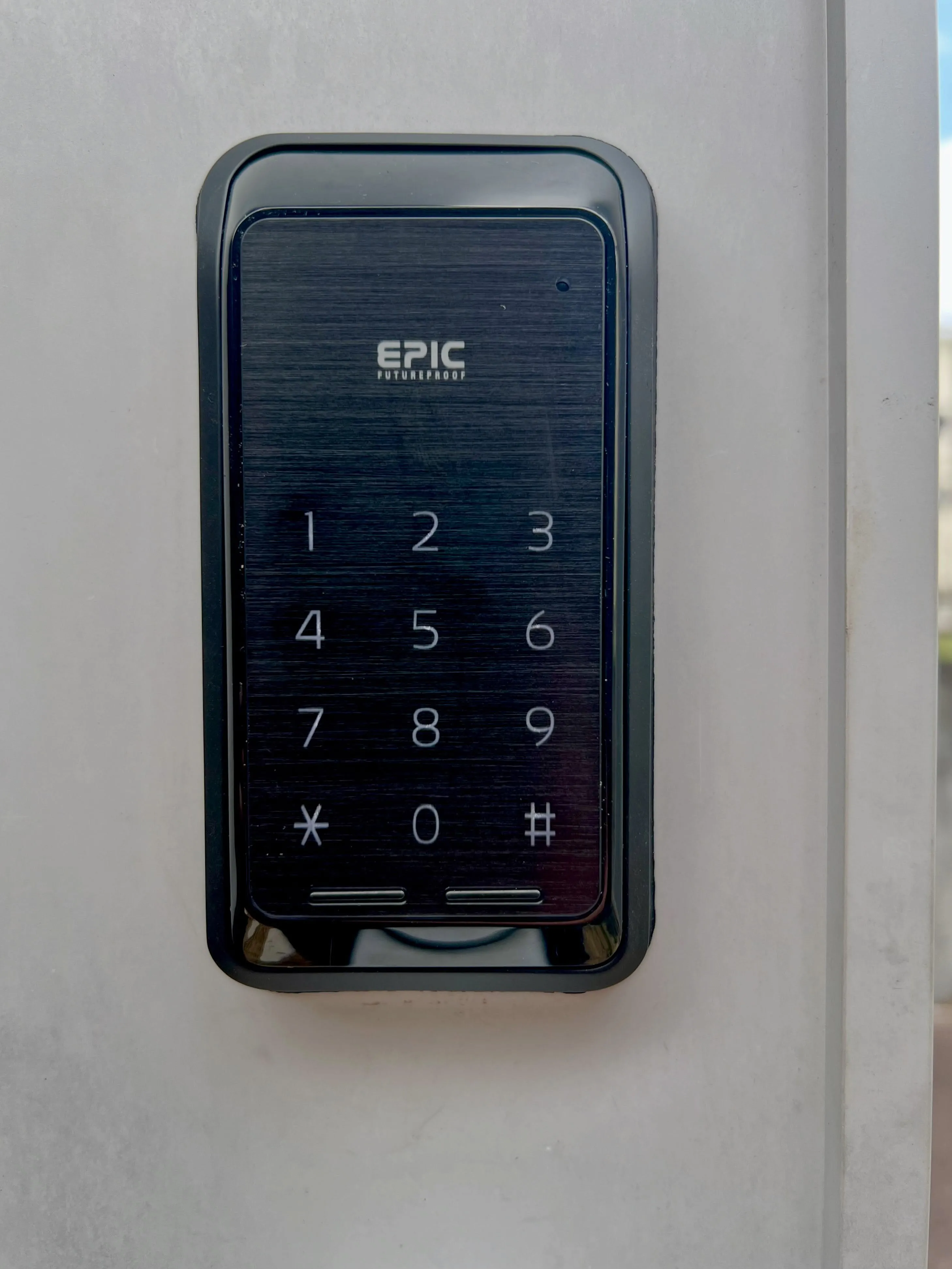 【10年前のスマートロック交換でまさかの4時間格闘。
