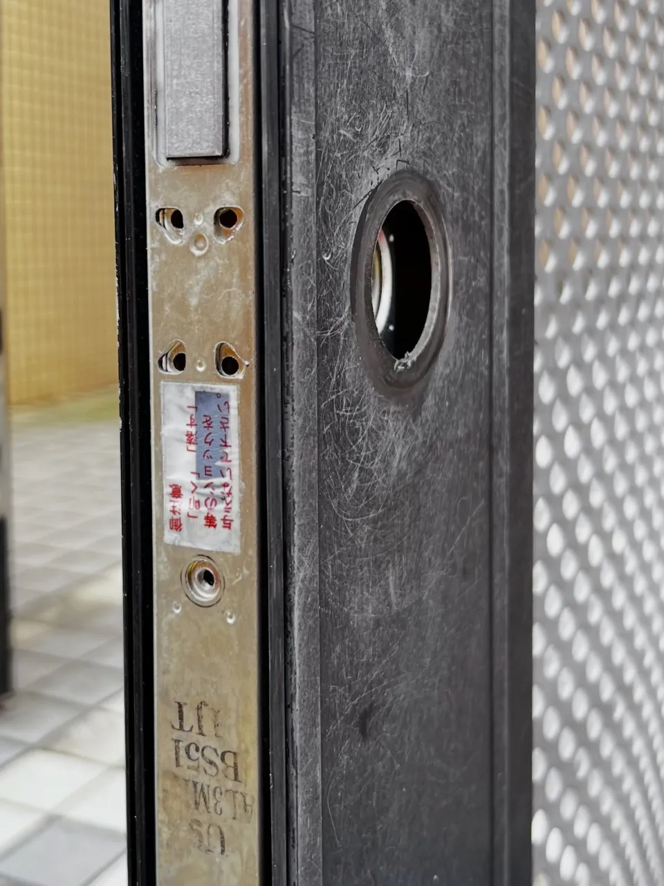 【マンションオートロックの危険な取付を是正し、真の故障を突き...