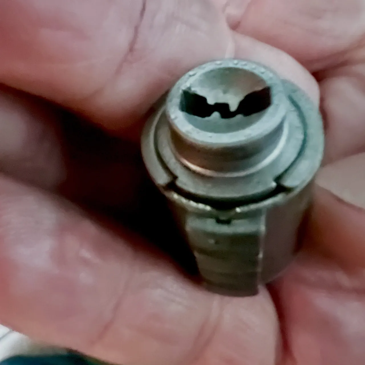 【玄関の鍵が突然回らないトラブルを解決！MIWA PSSL0...