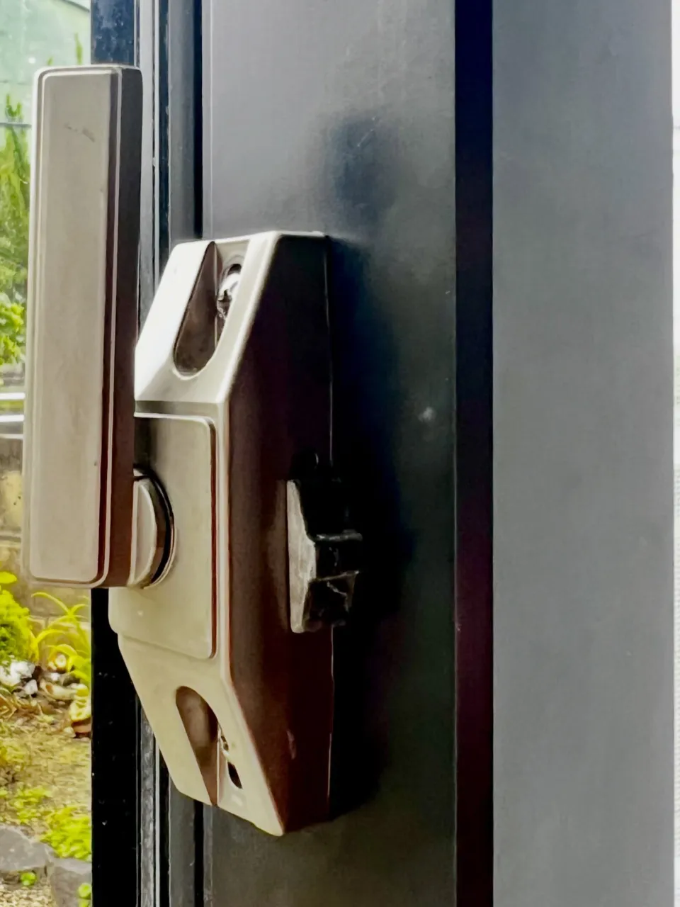 【鍵屋が解決する専用部材の壁。